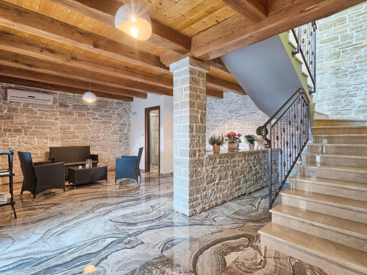 Villa Patrick-Luxury Stone House In The Center Of Istria Pazin Exterior foto