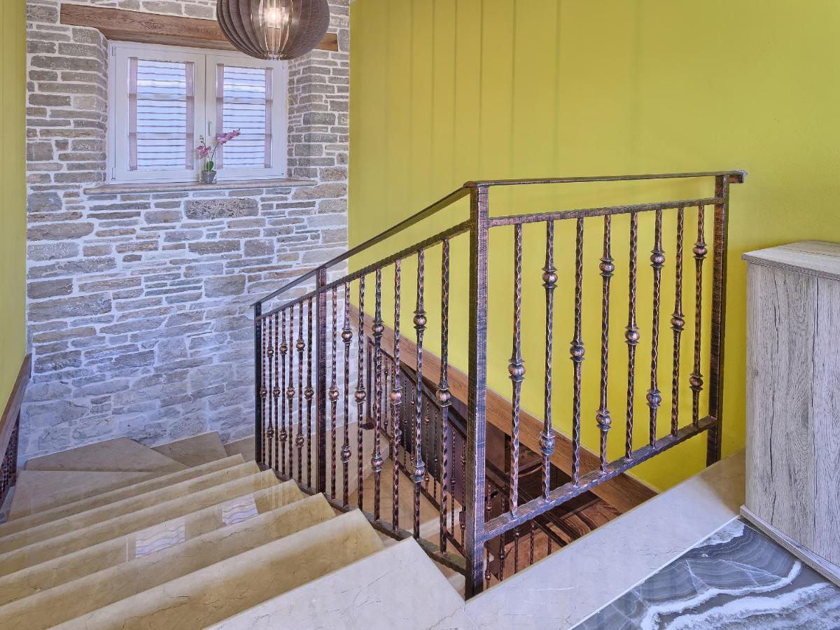 Villa Patrick-Luxury Stone House In The Center Of Istria Pazin Exterior foto